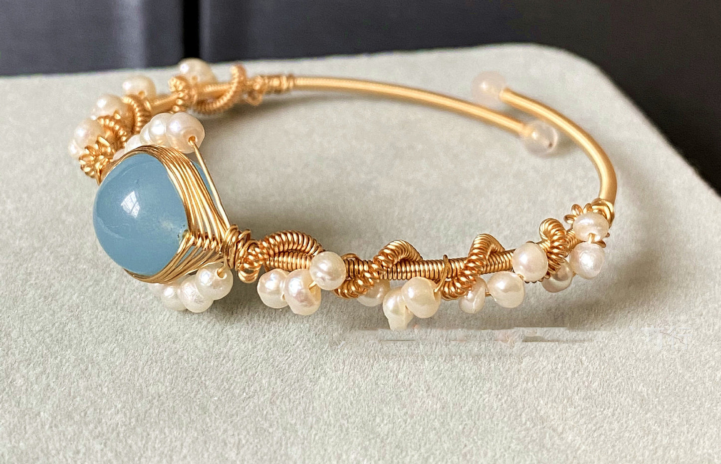 Handmade Hailan Baohai White Pearl Bracelet