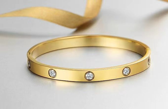 Fabulous Golden Color Gem  Bracelet